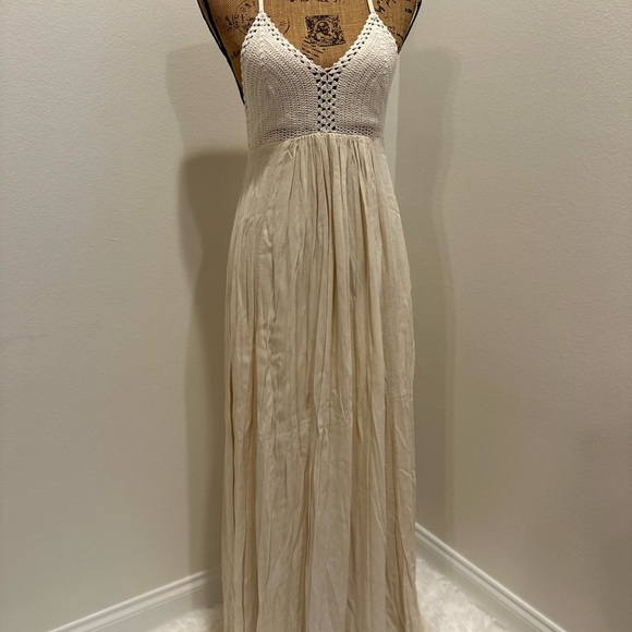 LULUS Hippie Hippie CHIC Crochet Maxi Dress - SMALL - Picture 3 of 7